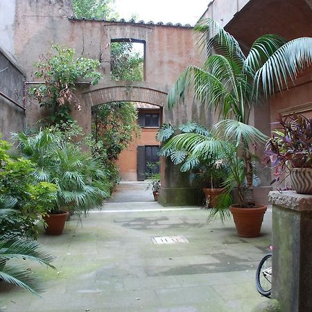Palazzo Velli Suites Rome Bagian luar foto