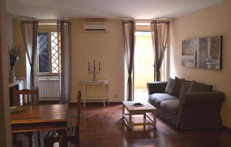 Palazzo Velli Suites Rome Bagian luar foto
