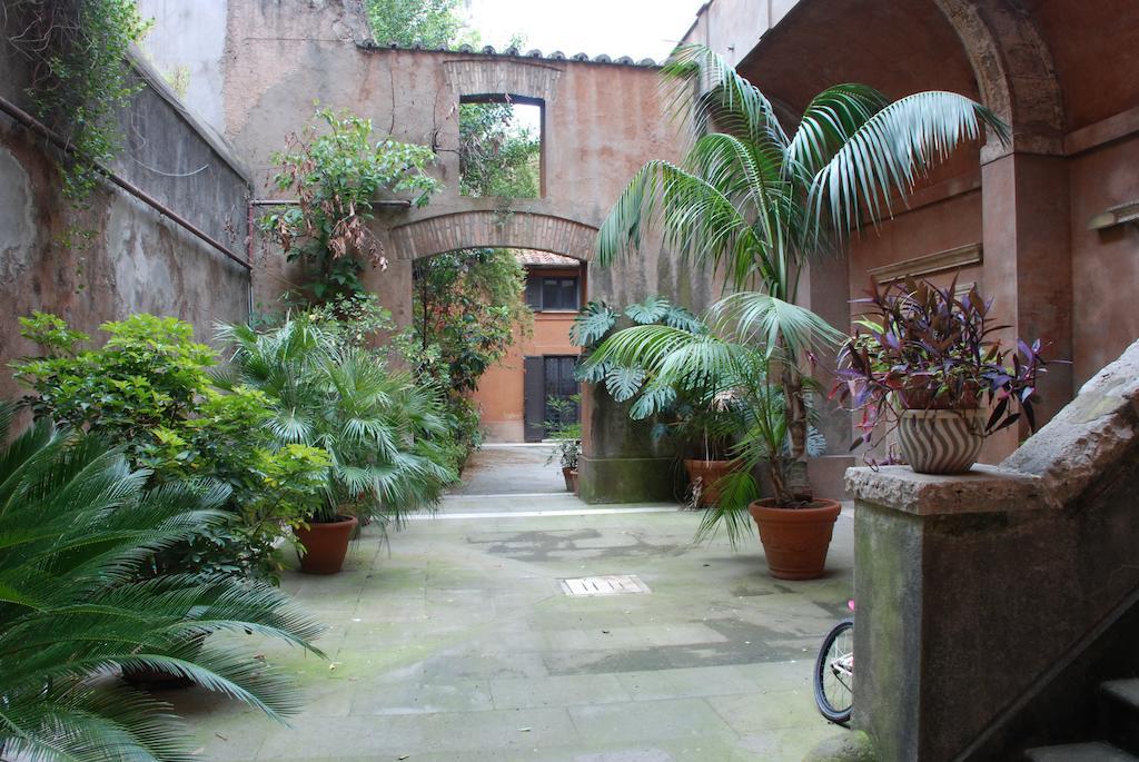 Palazzo Velli Suites Rome Bagian luar foto