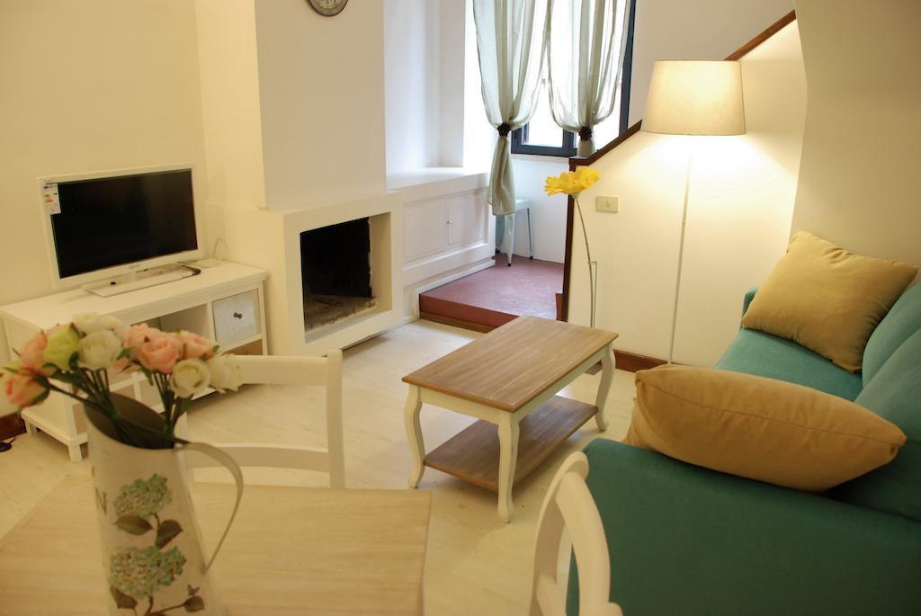 Palazzo Velli Suites Rome Ruang foto